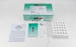 Công ty TNHH MEDICON hỗ trợ Báo Nông thôn Ngày nay 500 bộ kit xét nghiệm nhanh