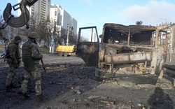Chiến sự Nga-Ukraine: Thành phố lớn thứ 2 của Ukraine thất thủ, Kiev 'ngàn cân treo sợi tóc'