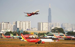Vé máy bay quốc tế rẻ chưa từng có, khách hàng mua bằng cách nào?
