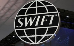 EU công bố 7 ngân hàng của Nga bị loại khỏi SWIFT