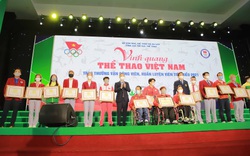 HLV Park Hang-seo và Quang Hải vắng mặt ở Lễ vinh danh của Thể thao Việt Nam