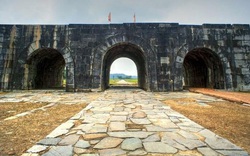 Ba cổng thành  Việt Nam nổi tiếng thế giới 