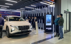 "Hàng hot" Hyundai Tucson 2022 chưa hạ nhiệt, khách Việt muốn mua xe không dễ