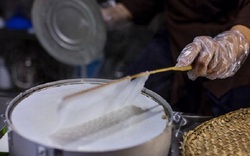 Ở Quảng Ninh có đặc sản bánh gật gù độc lạ, ăn theo cân rồi cứ gật gà gật gù tấm tắc khen ngon