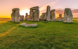 Stonehenge 4.500 tuổi được xây để làm gì?