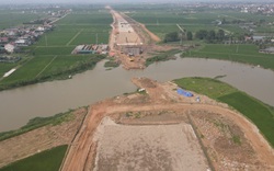 Bộ trưởng Nguyễn Văn Thể chỉ ra hàng loạt dự án chưa hoàn thành việc giải ngân