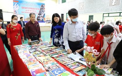 Bí thư huyện Thường Tín yêu cầu quan tâm phát triển văn hoá đọc