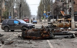 Ukraine thừa nhận hệ thống phòng thủ của Mariupol 'trên bờ vực sụp đổ'