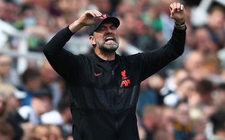 HLV Klopp nói gì khi giúp Liverpool thiết lập siêu kỷ lục?