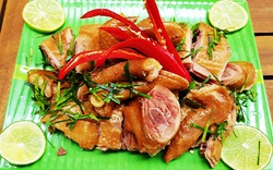 Gà muối xông khói