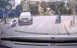 Clip: Lái xe KIA Carnival phanh cực chuẩn trước cú ngã bất ngờ của xe máy
