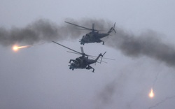 NÓNG: Ukraine tuyên bố bắn hạ siêu trực thăng tấn công Ka-52 của Nga bằng 'vũ khí khác thường'