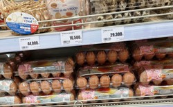 "Rủ" nhau tăng giá, từ trứng gà tới trứng vịt, trứng gà ta giá 4.000-4.400 đồng/quả ở miền Tây