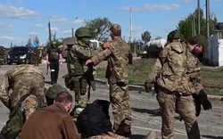 Tình hình Mariupol: Thành trì Azovstal sụp đổ, Nga yêu cầu công nhận Trung đoàn Azov là tổ chức khủng bố