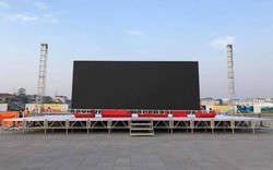 Huyện Mê Linh lắp màn hình LED cỡ lớn phục vụ nhân dân xem trận chung kết bóng đá SEA Games 31
