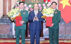 Hai sĩ quan quân đội được phong hàm Thượng tướng