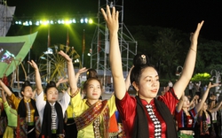 Gần 2.000 diễn viên tham gia biểu diễn tại lễ khai mạc Festival trái cây và sản phẩm OCOP Việt Nam