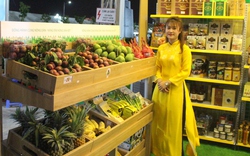 Các gian hàng miền Trung hút khách tại Festival trái cây và sản phẩm OCOP Việt Nam năm 2022