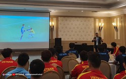 AFC cảnh báo tiêu cực và VAR đối với U23 Việt Nam