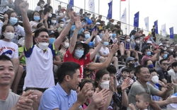 CĐV đi 120km để cổ vũ ĐT bóng ném bãi biển nam Việt Nam