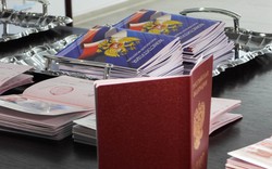 Nga bắt đầu cấp hộ chiếu cho người Ukraine ở Melitopol và Kherson