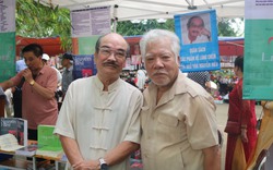 Nhà văn Nguyễn Hiếu "tri ân" quê hương trong hội làng Chèm