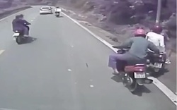 Chàng trai hỗ trợ xe máy mất phanh đang lao đèo Tam Đảo