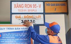 Xăng dầu tăng sốc, Chính phủ được khuyên trợ giá cho lái xe