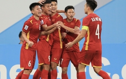 Các đội nhà liên tục thua kém Việt Nam, CĐV Thái Lan đặt câu hỏi "đắng lòng"