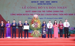 Phú Xuyên được công nhận huyện nông thôn mới, là "đầu kéo" liên kết, ứng dụng nông nghiệp công nghệ cao