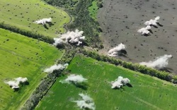 Ukraine tung video dội 'mưa' tên lửa tiêu diệt đoàn xe tăng Nga