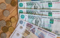 Giá trị đồng ruble của Nga đang ổn định ở mức cao gần "đỉnh"