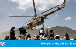 Động đất Afghanistan: Trực thăng thu dọn các thi thể, nhà cửa đổ nát, tiếng khóc than khắp nơi 