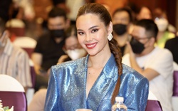 Catriona Gray: "Hoa hậu chính là một nghề"