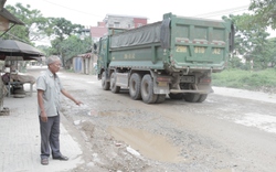 Thái Nguyên: Dân khốn khổ vì xe chở đất chạy rầm rập suốt ngày đêm dọc tỉnh lộ 261