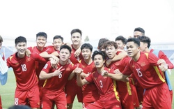 Hòa U23 Hàn Quốc, các cầu thủ U23 Việt Nam ăn mừng tưng bừng