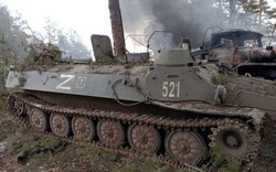 Tình báo Anh tiết lộ Nga đang phải đưa 'máy kéo' lỗi thời đến chiến trường Ukraine