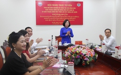 Hội Nông dân Việt Nam trao đổi kinh nghiệm công tác Hội với Trung ương Mặt trận Lào xây dựng đất nước