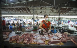 Giá lợn hơi mới tăng 10.000 đồng/kg thì giá thịt lợn ở chợ đã tăng 20.000 - 30.000 đồng/kg rồi