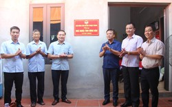 Bắc Ninh: Hội Nông dân huyện Thuận Thành trao nhà “Nghĩa tình nông dân” cho hội viên