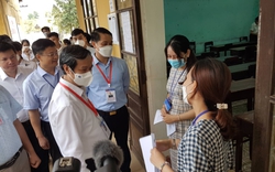Kiểm tra điểm thi tại Thừa Thiên Huế, Bộ trưởng Nguyễn Kim Sơn căn dặn điều gì?