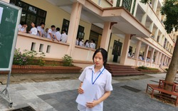 Lào Cai: Nữ sinh Mông mồ côi và ước mơ trở thành giáo viên dạy văn
