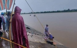 Vụ 4 người mất tích trên sông Đào, Nam Định: Tìm thấy thi thể 1 bé gái