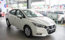 Chủ xe Nissan Almera: Giá trị xe chưa tới 600 triệu, thay cặp đèn pha gần 100 triệu đồng