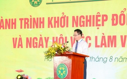 CEO Trần Mạnh Báo kể chuyện vẫn đi học, hiện là học viên cao học lớn tuổi nhất ở Học viện Nông nghiệp Việt Nam