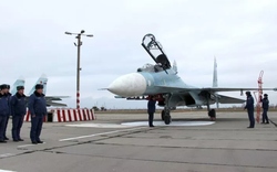 Ukraine cảnh báo tấn công các mục tiêu ở Crimea, Nga phải rút máy bay ra khỏi các căn cứ quân sự