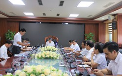 Ông Lê Quang Thái - Phó Tổng Giám đốc EVNNPC kiểm tra tiến độ các dự án 110kV trên địa bàn tỉnh Nghệ An