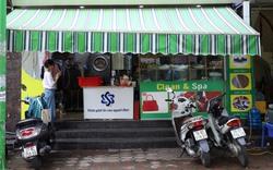 Tiệm giặt là đặc biệt ở Hà Nội chỉ sử dụng “cử chỉ bằng tay” để giao tiếp 