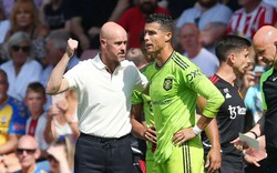 M.U thắng trận thứ 2 liên tiếp, HLV Ten Hag úp mở về tương lai của Ronaldo