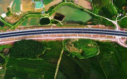 Khám phá tuyến cao tốc Vân Đồn - Móng Cái có hệ thống chiếu sáng hiện đại nhất Việt Nam